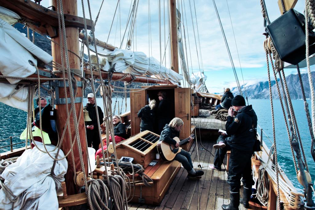 Relaxed atmosphere while cruising Scoresbysund in Greenland