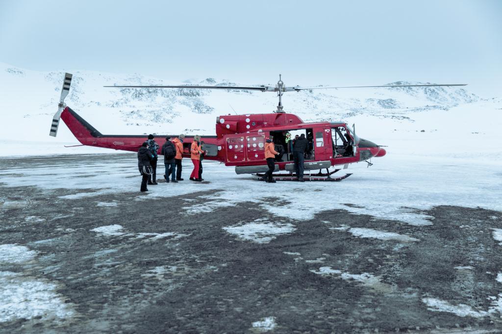 The helicopter transferring passengers from Kulusuk to Tasiilaq